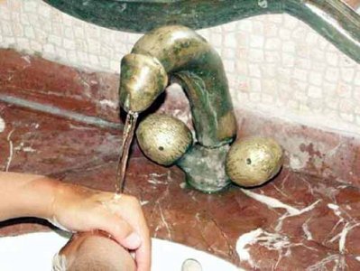 Nicks bathroom3.jpg