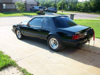 3370109750281-1993-Ford-Mustang-BBF-598-105W.jpg