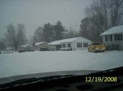snowstorm 2008 008.JPG
