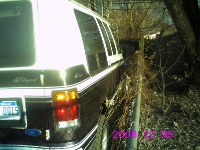 van 003.jpg