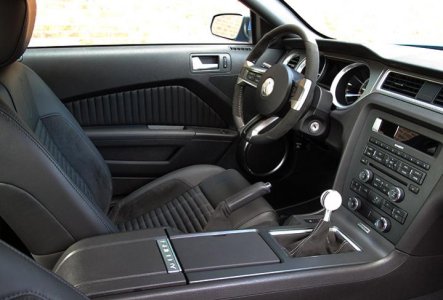 INTERIOR 4.jpg