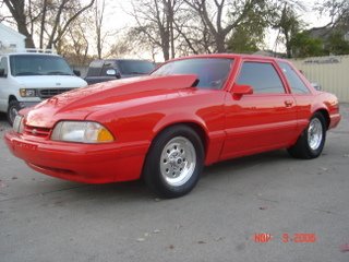 LEVELSRACECAR009.jpg
