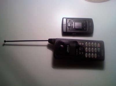 brick phone 001.jpg
