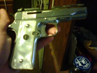 pistol.jpg