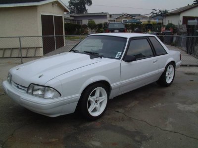 87 white notch cop car 1.jpg
