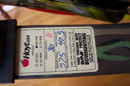 Hoyt Supreme Compound Bow 004.jpg