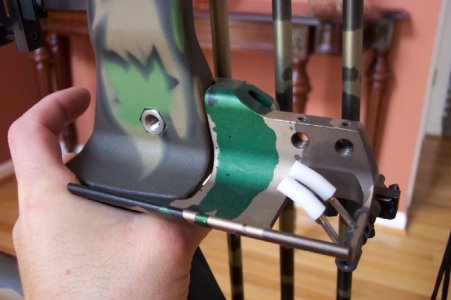 Hoyt Supreme Compound Bow 005.jpg