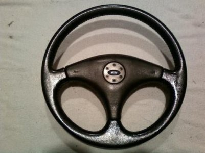 1985 mustang GT steering wheel.jpg