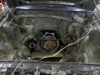 dirty engine bay.jpg