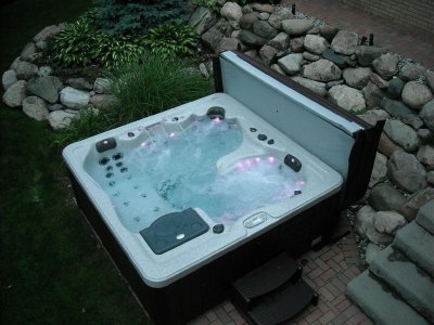 hot tub (Medium).jpg
