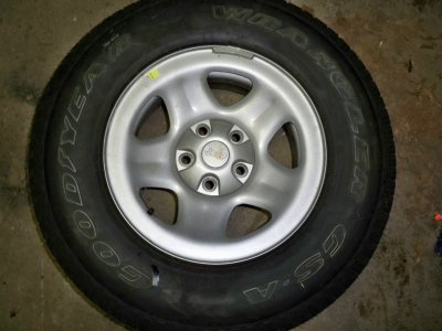 tires 001.jpg
