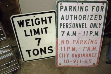 signs001.jpg
