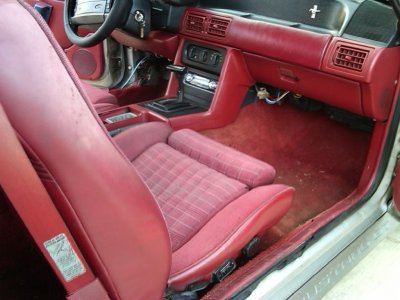 91 Mustang Pass seat.jpg