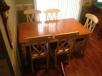 table chairs 2.JPG