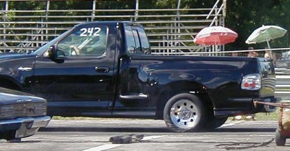 582-747-28606.jpg