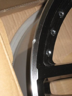 Damaged rim_31Aug07.jpg