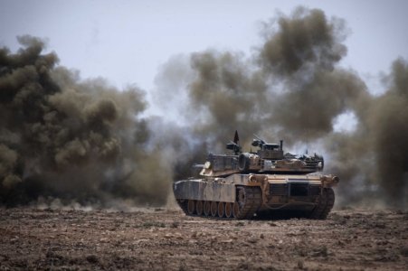 abrams-tank-920-29.jpg