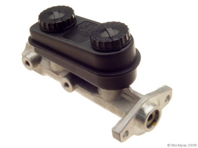 master cylinder.jpg