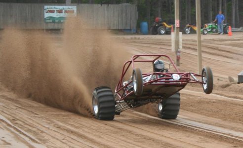 Reny wheelie.jpg Reny wheelie.jpg