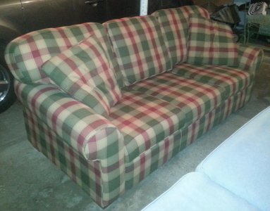Couch 4.jpg