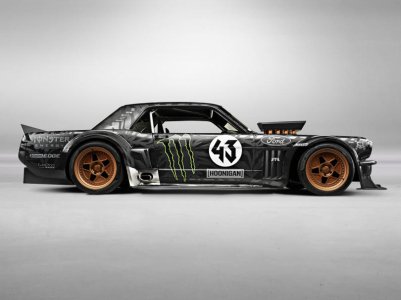 46738830-6452-11e4-9a41-f7045eb16c8a_ken-block-hoonicorn-gymkhana-2.jpg