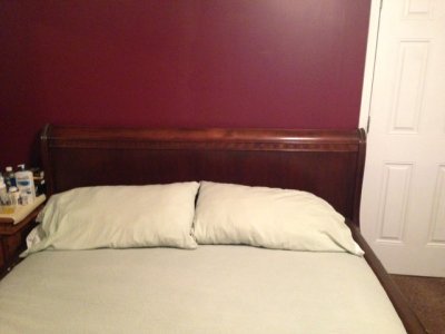 Bed_photo 1.JPG