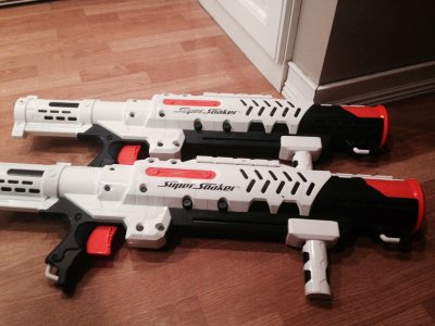 Nerf_Super_Soaker-01.jpg