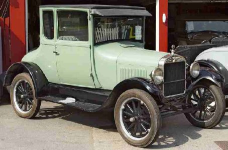 ford_model_t_coupe_1926.jpg