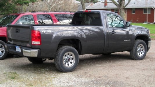 2011 Silverado 2 - EM.jpg