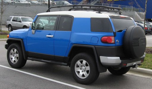 Toyota-FJ-Cruiser-1.jpg