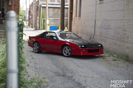 Camaro Picture.jpg