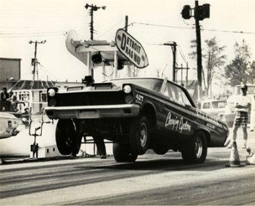 1964-Comet-Wheelstand.jpg