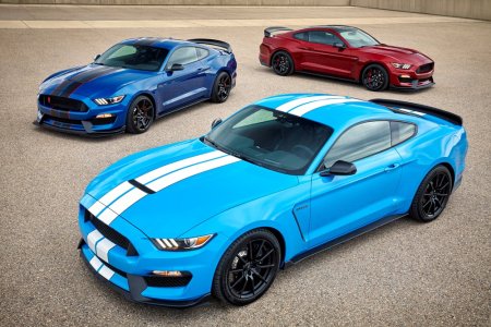 17shelbygt350_1000.jpg