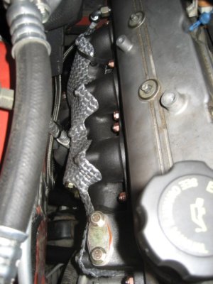 04Sep07_RH Manifold Installed.JPG
