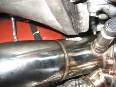 04Sep07_LH Downpipe Clearance.JPG