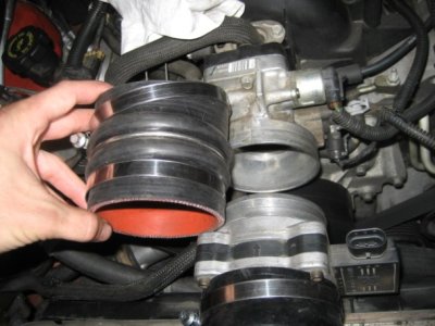 05Sep07_Intake Hoses.JPG