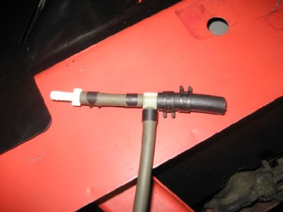07Sep07_Vacuum Line Adapter2.jpg