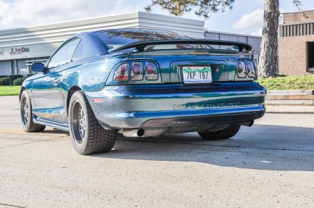 1995 Ford Mustang GT-6.jpg 1995 Ford Mustang GT-6.jpg