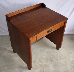 # Desk 2.JPG