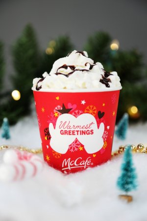 2aff55655060a08c_mcdonaldspeppermintmocha-web1-saturated.jpg