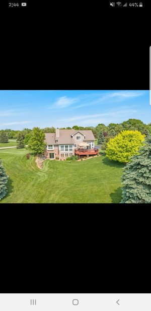 Screenshot_20190707-144452_Zillow.jpg