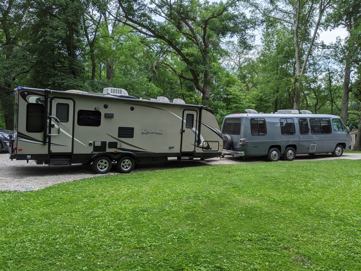 Motorhome_1bedroomCondoOnWheels_S.jpg