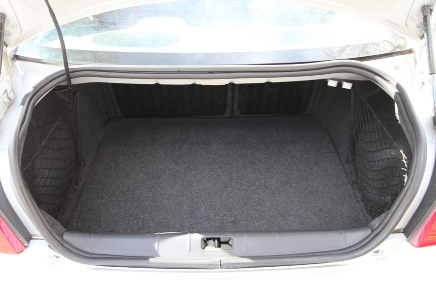 Trunk_S.jpg