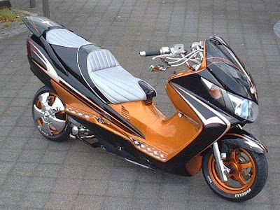 pimped+suzuki.jpg