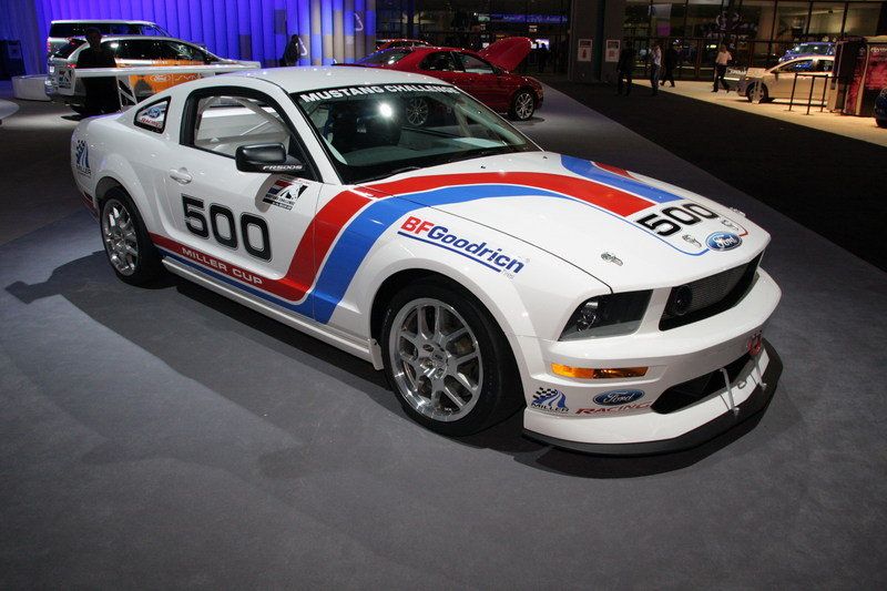 ford-mustang-fr500s-_800x0w.jpg
