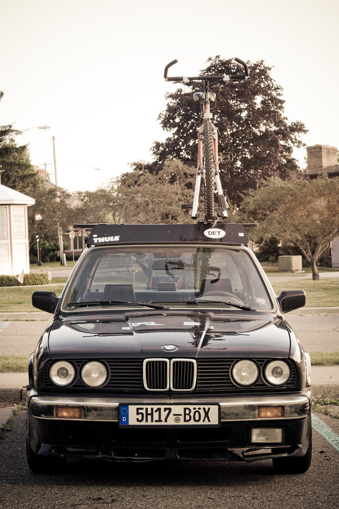 4716108372_9c1e17fff0_b.jpg