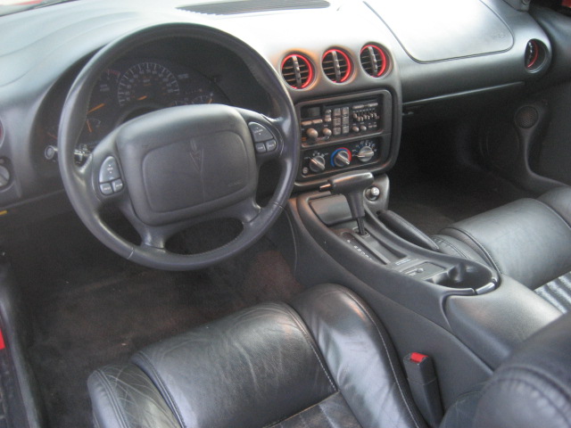 interior1.JPG