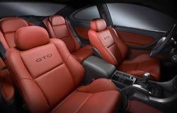 2004-pontiac-gto-interior.jpg