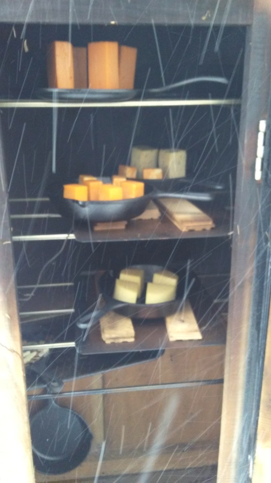 smokehouse_cheese.jpg